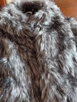 Chaqueta pelo Michael Kors gris/plata