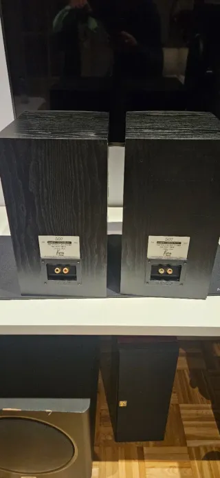 4 altavoces para home  cinema