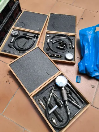 Juego manómetros presión aceite y compresión motor