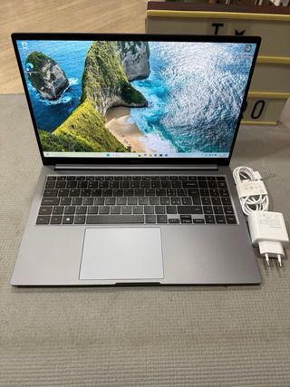 Portátil Samsung Galaxy Book 4