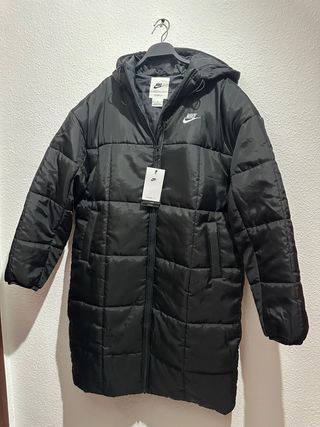 Abrigo largo acolchado Nike negro OFERTA