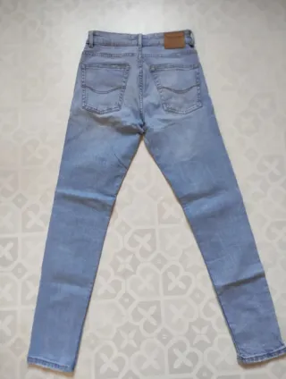 Pantalón skinny Pull&Bear T.36
