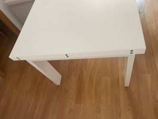 Mesa comedor cuadrada extensible blanca mate 90x90