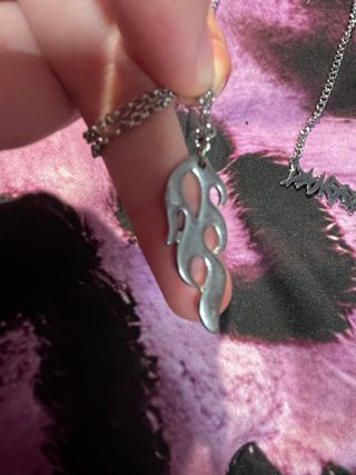 Lote collares y anillo estilo gótico