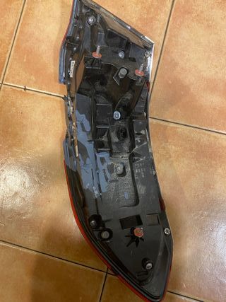 PILOTO TRASERO DESPIECE MERCEDES GLC X253 ROTO