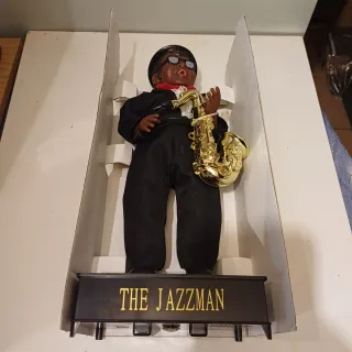 Muñeco articulado The Jazzman con saxofón y sonido