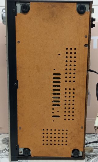 Sintonizador Sanyo FMT 303L LW/MW/FM Stereo