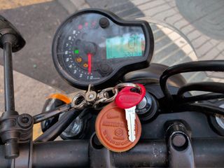 Moto Custom 3300 Kms