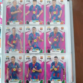 Álbum Adrenalyn XL Liga 2025/26 con 513 cartas