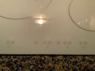 Placa de Inducción Vitrocerámica URGE POR MUDANZA