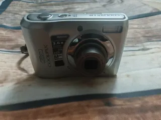 Nikon COOLPIX L19 Fotocamera Digitale