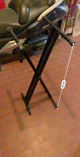 Supporto tastiera Rock Jam nuovo