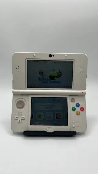 Nintendo 3DS XL con diseño Yoshi