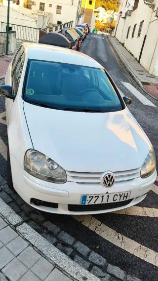 Volkswagen Golf 2004