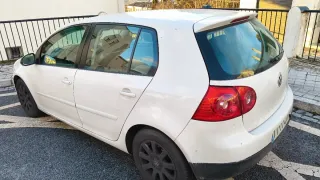 Volkswagen Golf 2004
