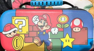 Nintendo Switch Lite + 3 giochi