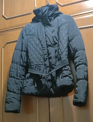 Giubbotto donna nero trapuntato