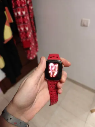 iPhone 13 rosa 128 GB + Applewatch SE 40mm rosa