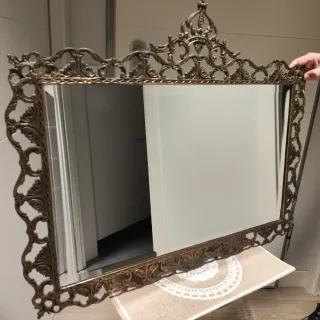 ESPEJO BISELADO CON MARCO DE BRONCE