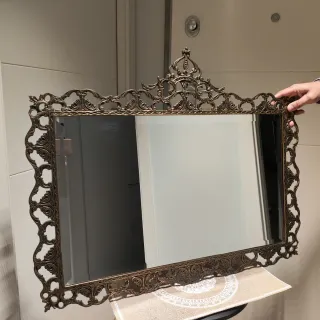 ESPEJO BISELADO CON MARCO DE BRONCE