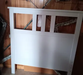 Cabecero de madera blanco