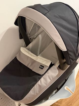 Capazo Inglesina + Soporte - Como Nuevo