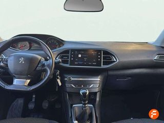 Peugeot 308 5p Style PureTech 130 S&S 6 Vel. MAN