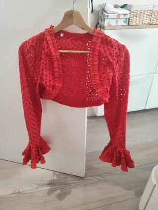 Traje de flamenca rojo volantes