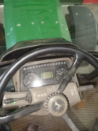 Tractor John Deere 6530