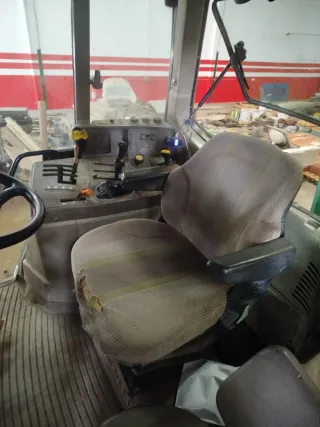 Tractor John Deere 6530