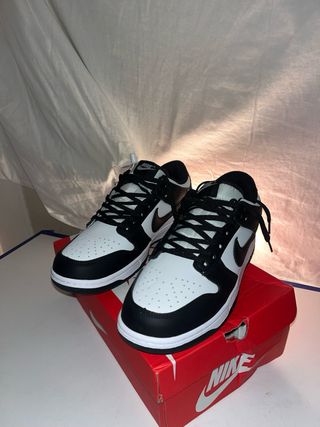 Zapatillas Nike Dunk Low Blanco y Negro