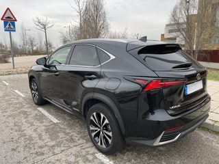 Lexus NX 300h Premium 2WD - Dic 2020 - 60.000 km