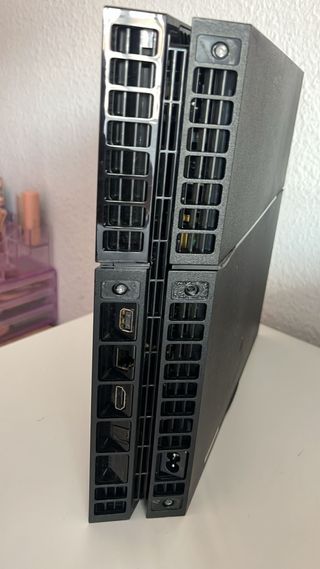 Consola Sony PS4 Negra