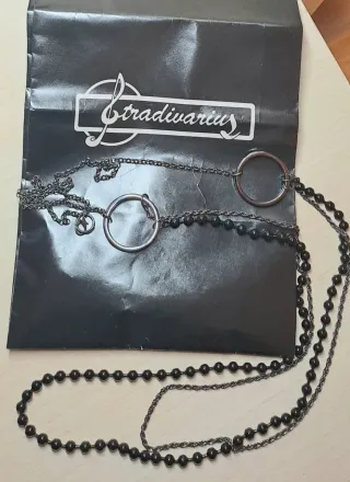 Collar Largo Stradivarius Negro y Plateado NUEVO