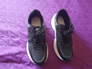 Zapatillas deportivas negras mujer