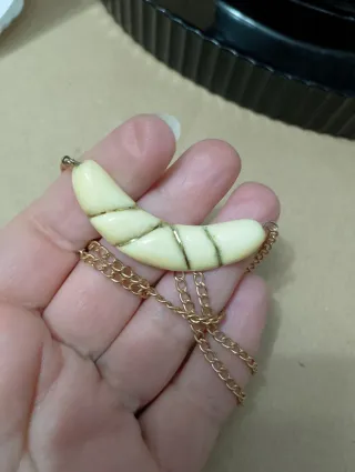 Collana vintage in materiale nobile