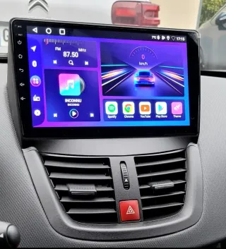 Rádio Peugeot 207 Android 14 com Carplay sem fios.