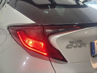 TOYOTA C-HR 1.8 VVT-I HYBRID ADVANCE AUTO 122 5P