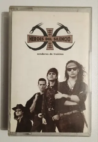Cassette Héroes del Silencio Senderos de Traición