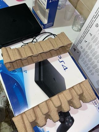 PS4 (PlayStation 4) 500gb con account incluso