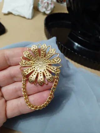 Spilla vintage fiore dorato