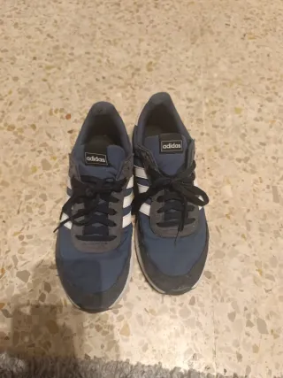 Zapatillas Adidas Azul y Blanco