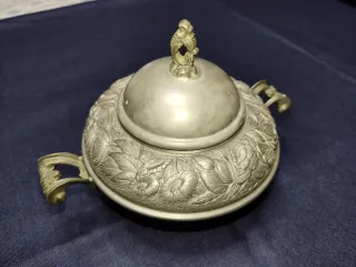 Zuccheriera peltro 95% lavorata a mano Vintage