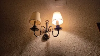 2 Apliques de pared dorados y beige