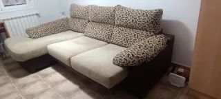 Sofá Cheslong Cama Beige y Marrón