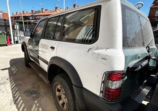 Nissan 44936 piloto del izq 26115vb129 patrol 3.0