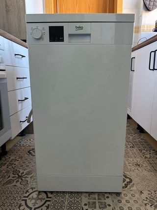 Lavavajillas BEKO 45cm