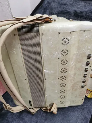 Acordeón Paul Beuscher Imperatore II