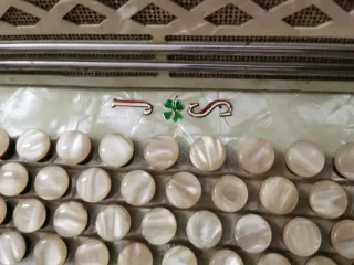 Acordeón Paul Beuscher Imperatore II