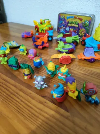 Lote Juguetes Superzings